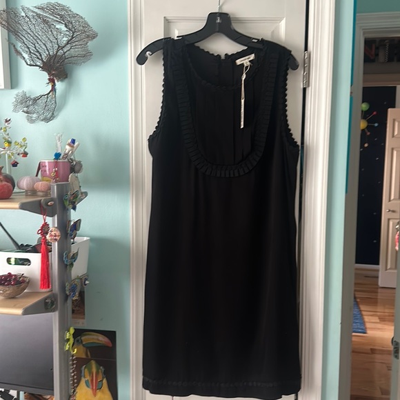 Max studio Perfect little dress. New with tags. - Picture 2 of 3